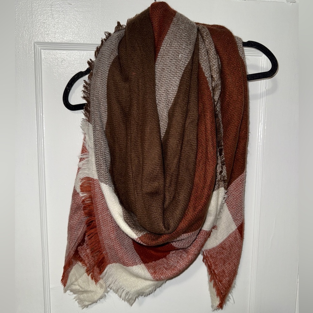 Plaid Chunky Scarf